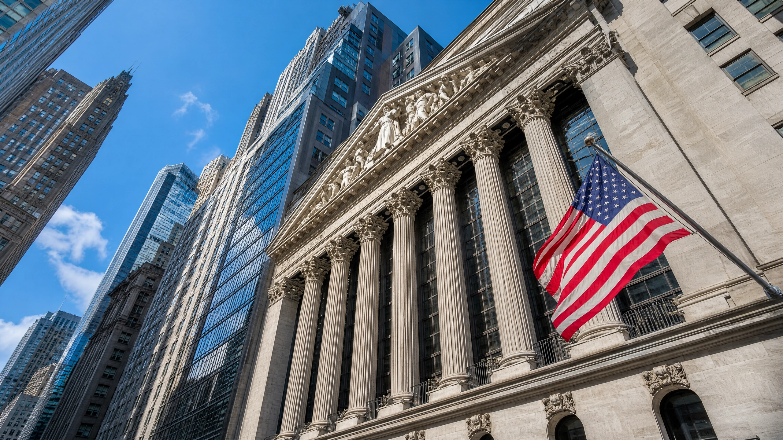 The Ultimate Guide to Investing in the S&P 500: Build Wealth with America's Top Companies